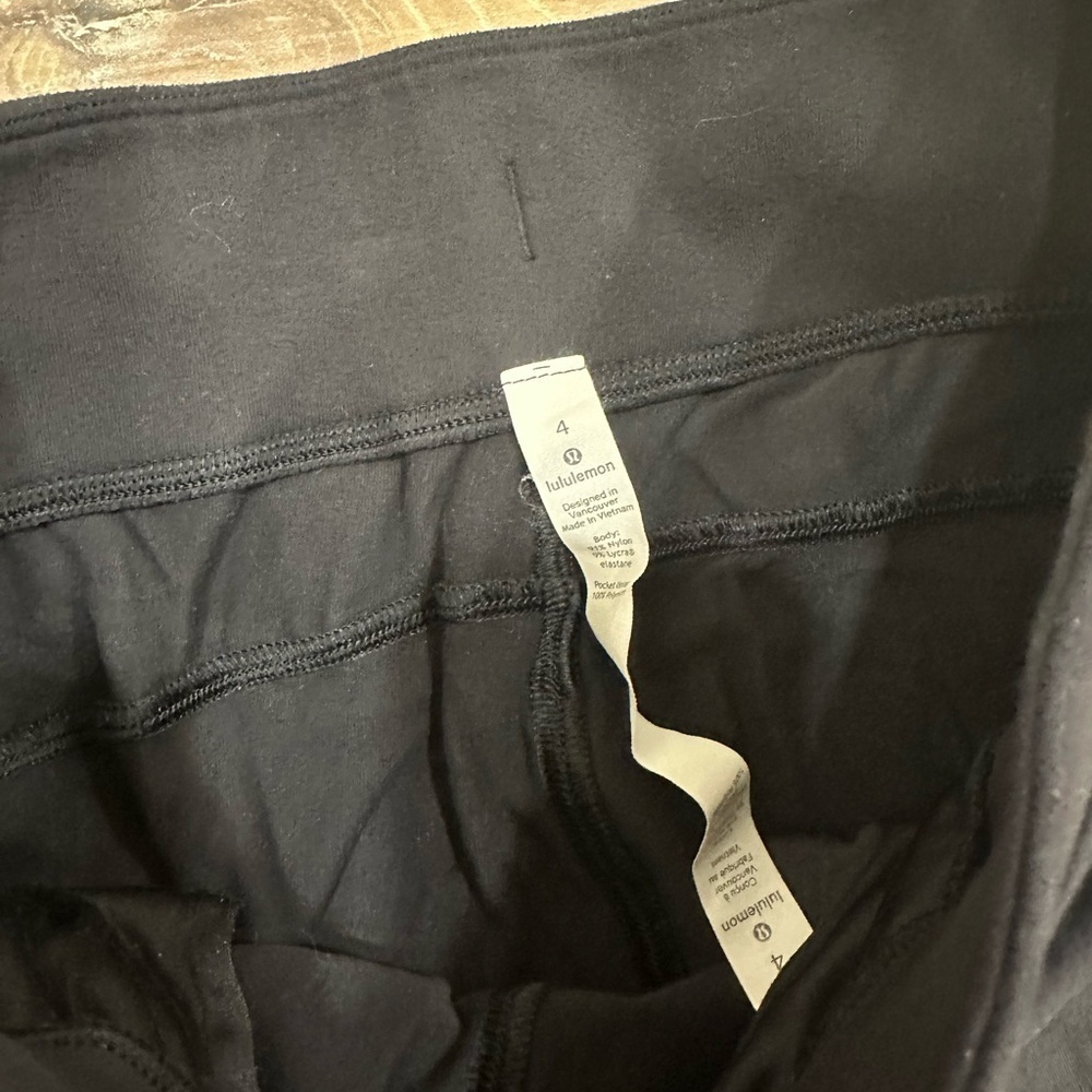 Lululemon Women’s Ready to Rulu Black Jogger Pant Sz 4 - Picture 8 of 9